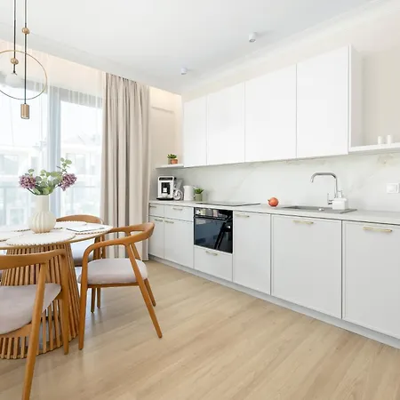 D203 Idealny Przy Plazy, Basen, Sauna I Jacuzzi W Budynku - 5d Apartamento *