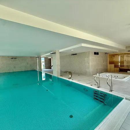 Apartamento D203 Idealny Przy Plazy, Basen, Sauna I Jacuzzi W Budynku - 5d *